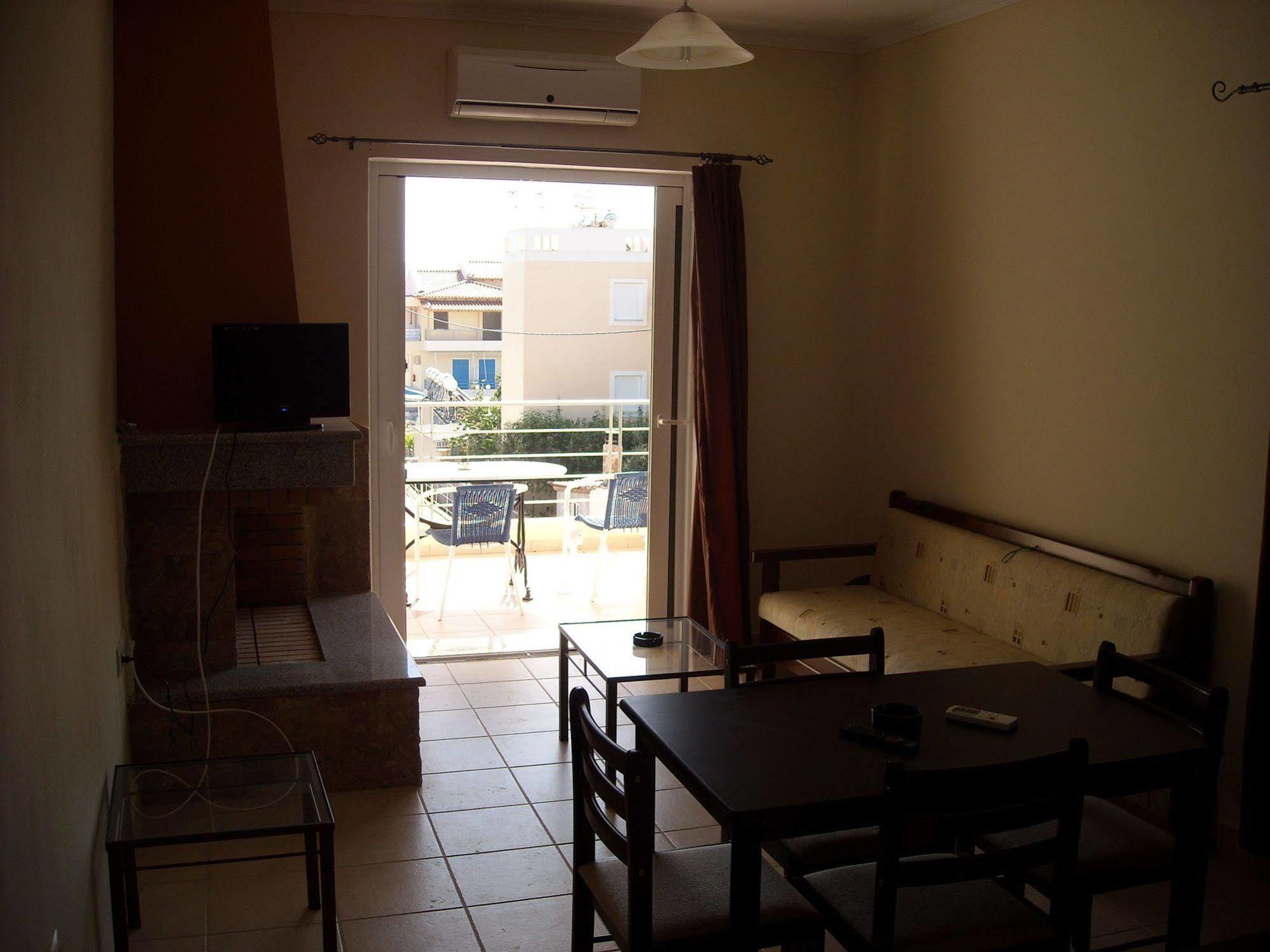 Lerna Rooms Miloi  Luaran gambar