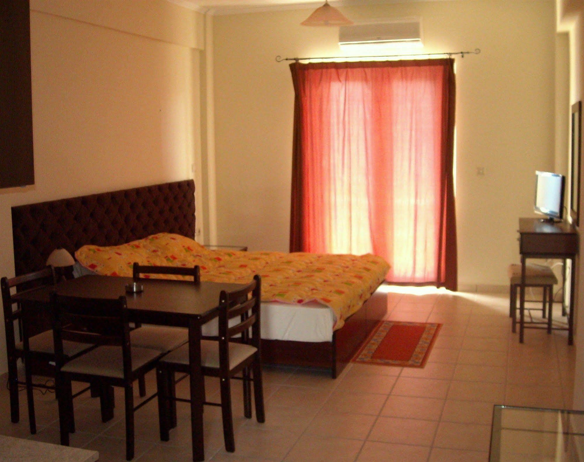 Lerna Rooms Miloi  Luaran gambar
